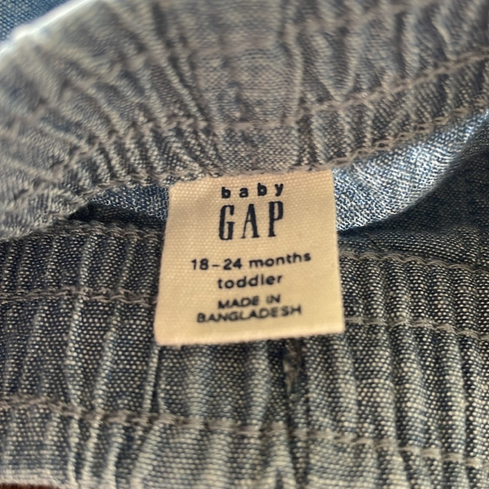 Baby Gap 18-24 month soft Jean shorts - Picture 3 of 3